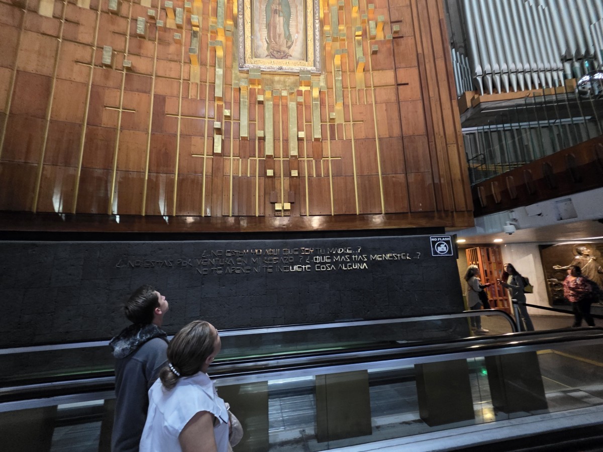 Tour Privado Basílica de Guadalupe y Teotihuacán - Image 2